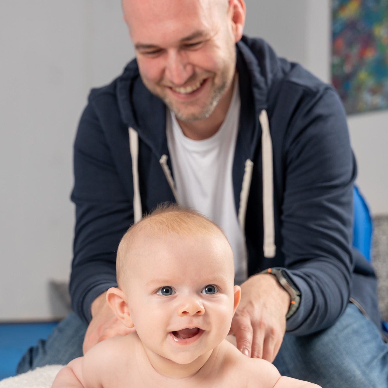 Sonnenzeit, Babymassage, Familienraum Schortens